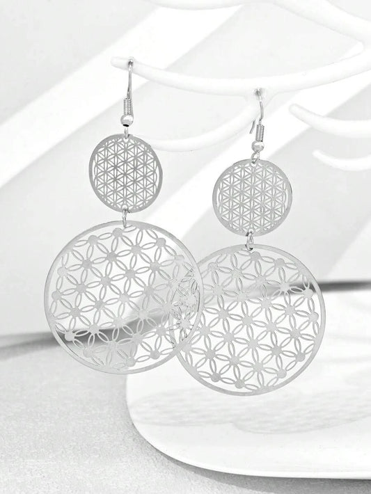 Vintage Hollow Floral Hoop Earrings