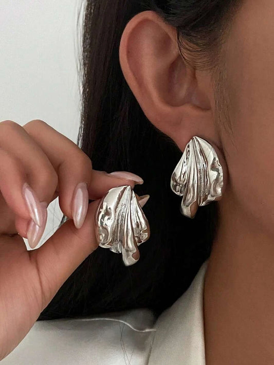 Vintage Asymmetrical Leaf Drop Earrings