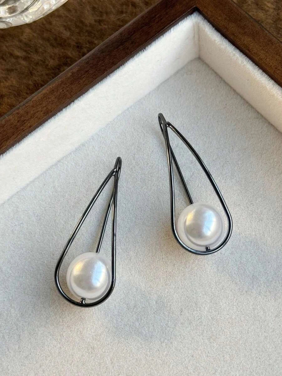 Vintage Faux Pearl Copper Dangle Earrings