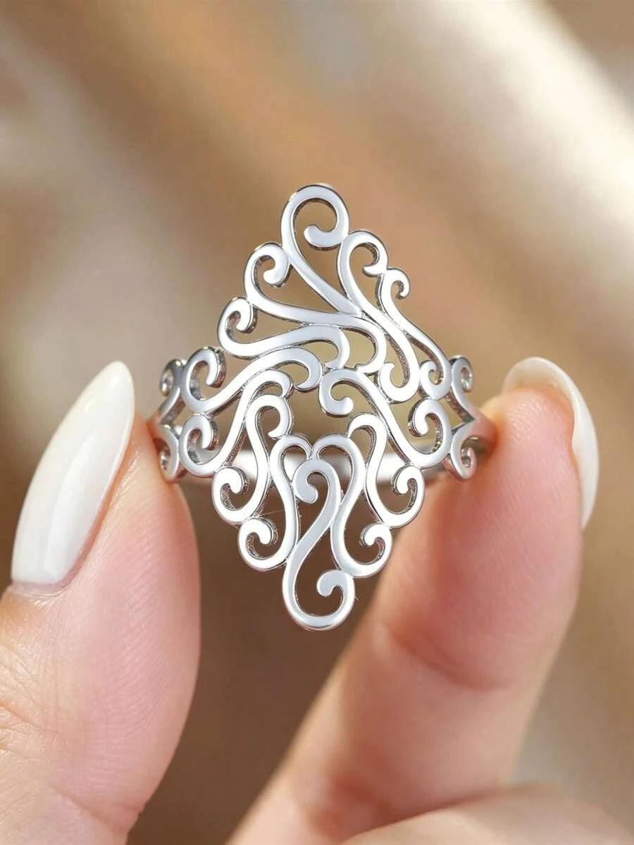 Vintage Floral Sterling Silver Ring