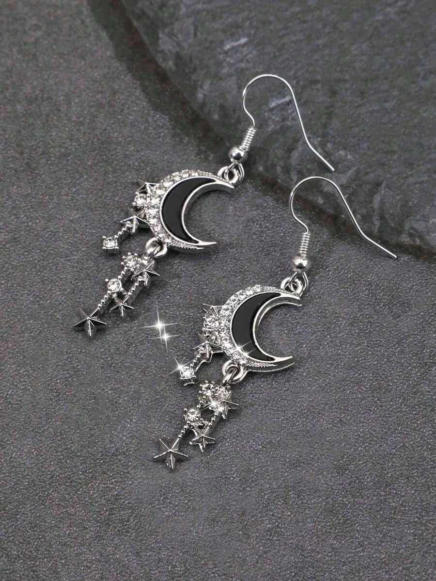 Retro Gothic Crescent Moon Drop Earrings