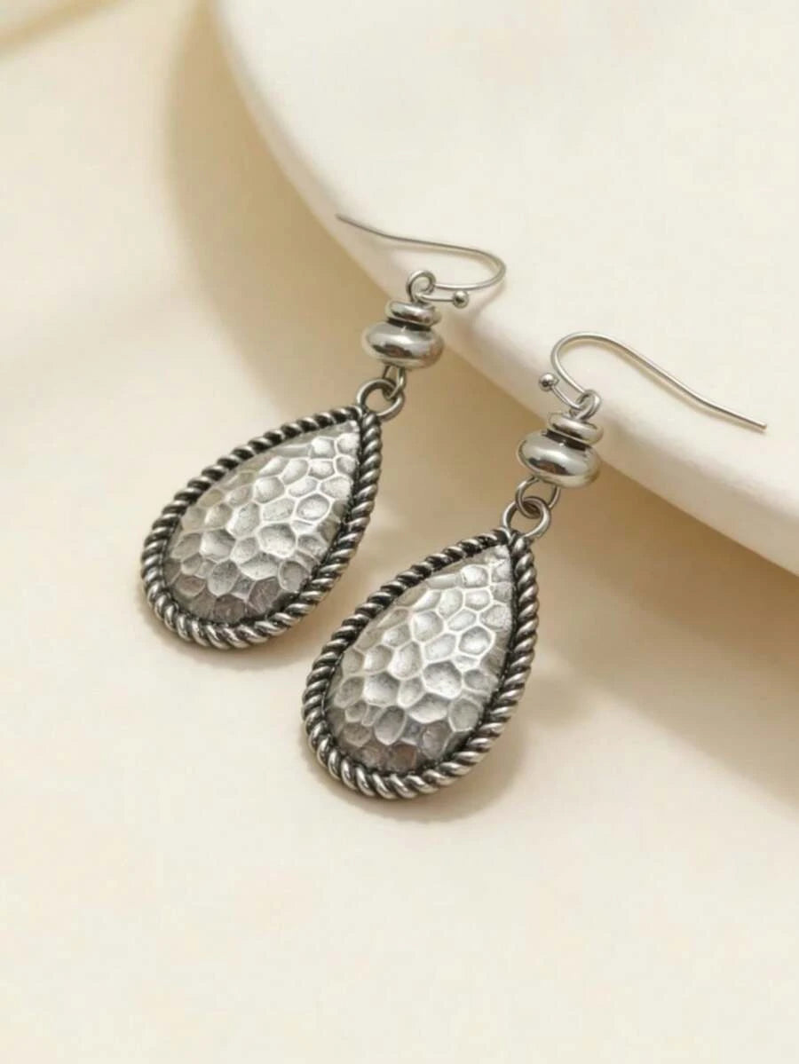 Vintage Hammered Round Pendant Earrings
