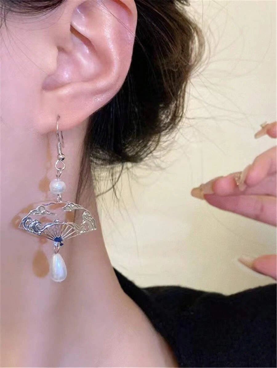 Chinese Style Folding Fan Pearl Earrings