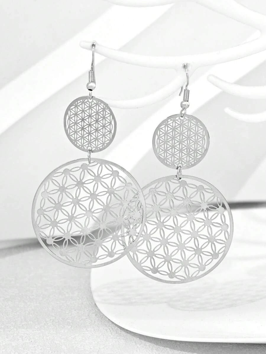 Vintage Hollow Floral Hoop Earrings