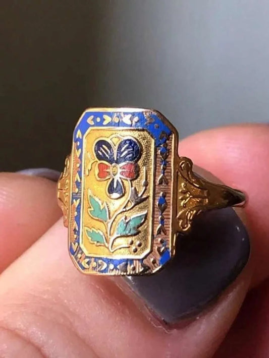 Retro Bohemian Carved Ring