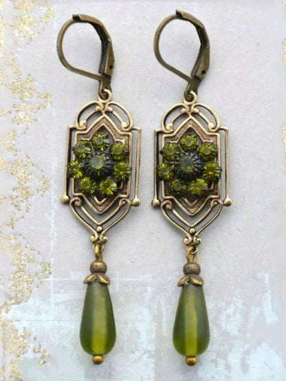 Vintage Teardrop Zirconia Earrings