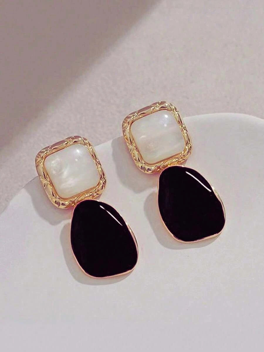 Burgundy Retro Asymmetrical Geometric Earrings