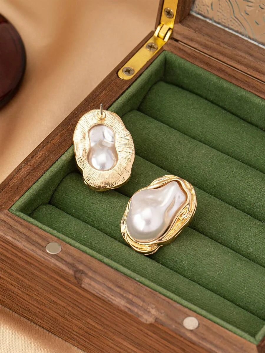 Vintage Pearl Drop Earrings