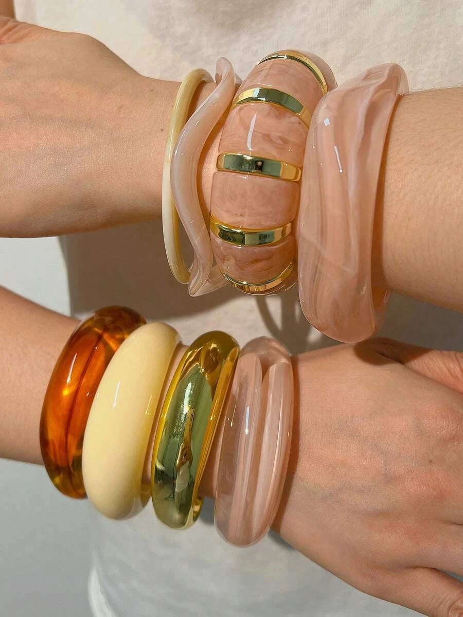 Vintage Geometric Resin Bangle Set
