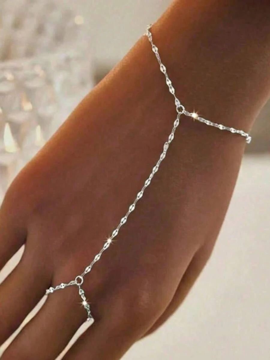 Gold Lip Chain Knuckle Bracelet