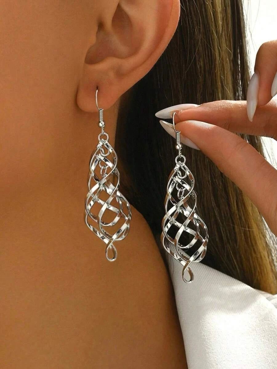 Minimalist Silver Geometric Spiral Earrings