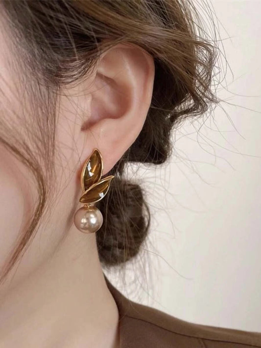 Vintage Coffee Color Leaf Earrings