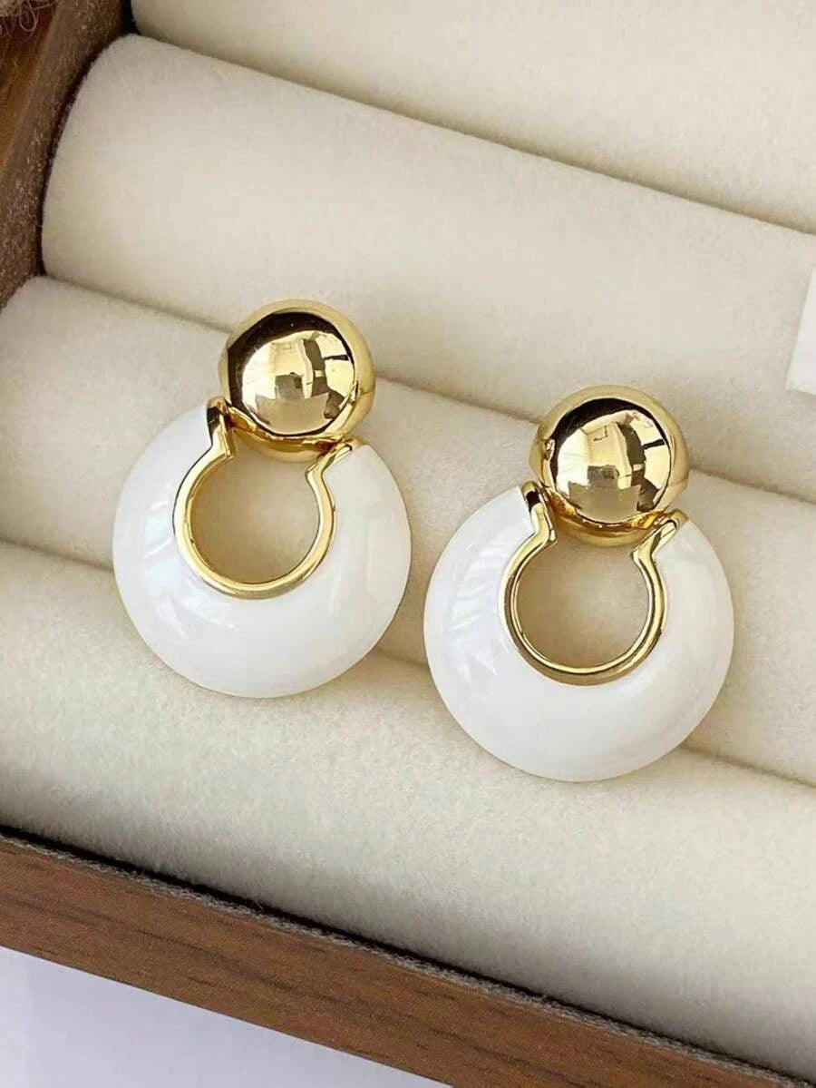 Vintage White Enamel Geometric Circle Earrings