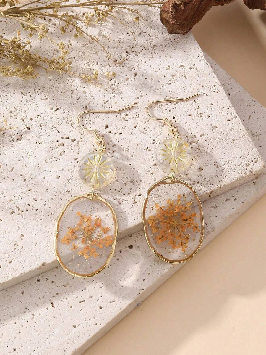 Dried Flower Resin Oval Earrings