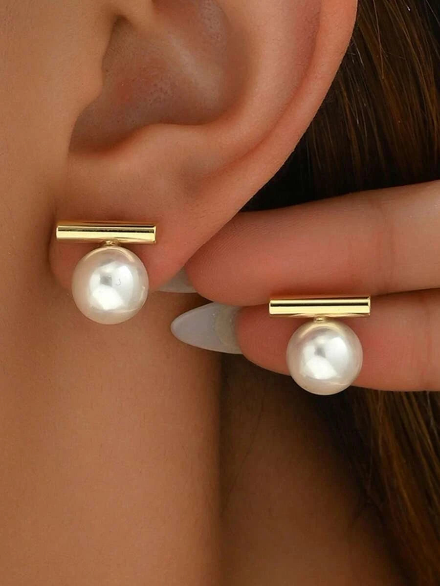 Minimalist Gold Hypoallergenic Earrings
