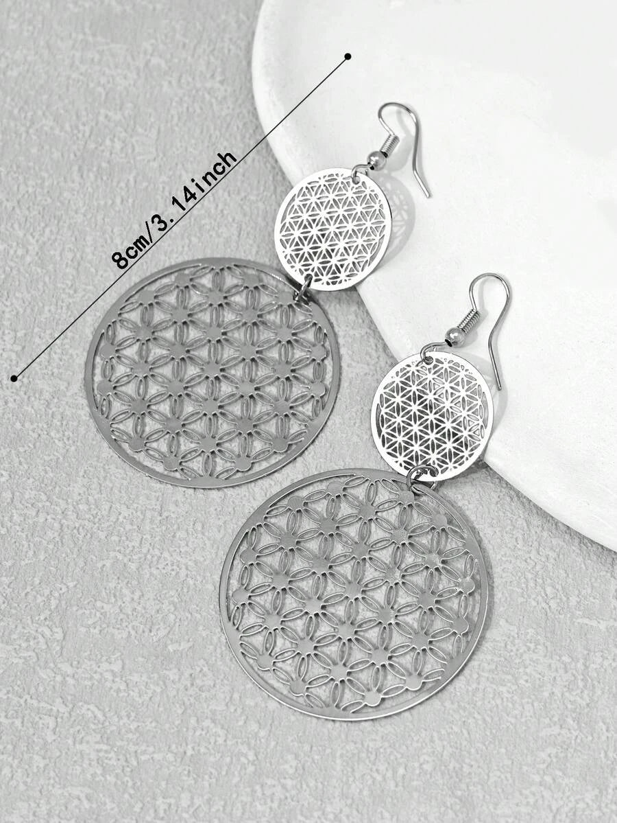 Vintage Hollow Floral Hoop Earrings
