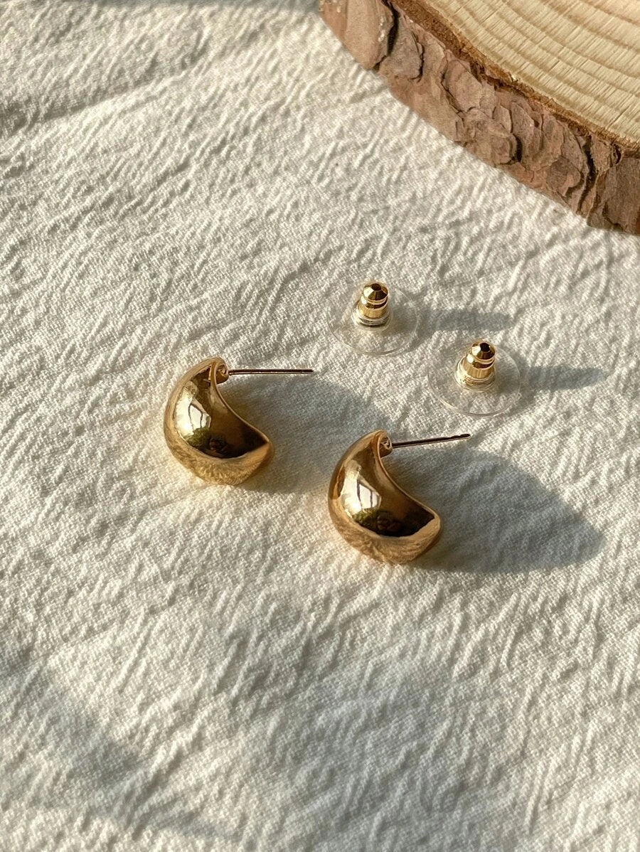 DAZY Geometric Stud Earrings