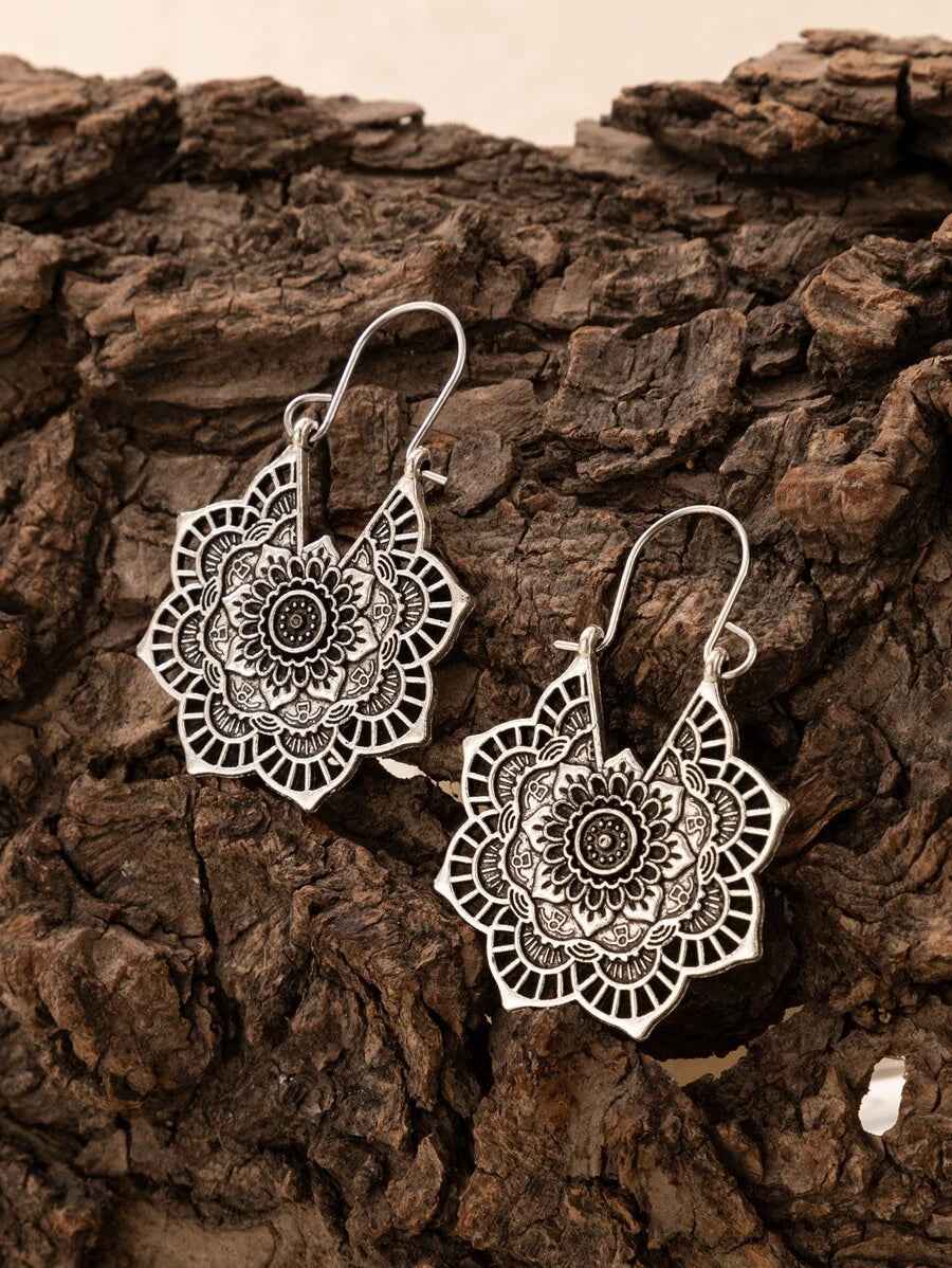 Vintage Style Rose Earrings