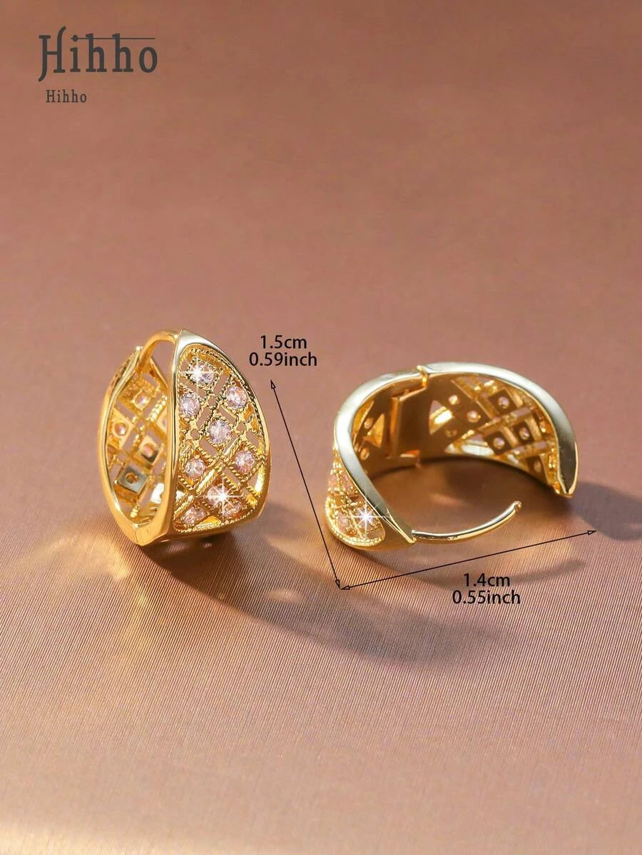 Vintage Hollow Geometric Circular Earrings
