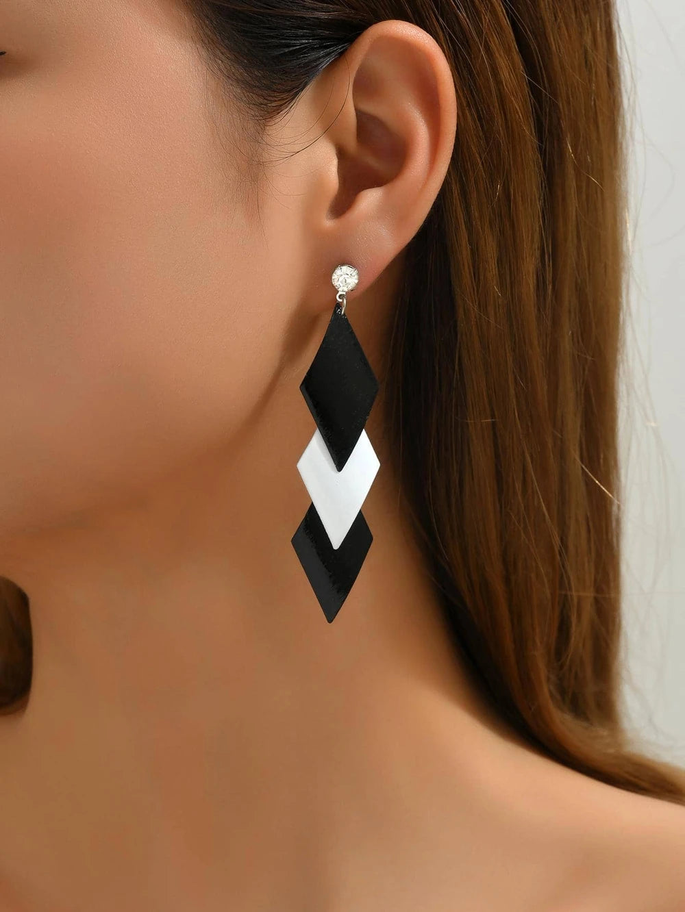 Retro Leaf Tassel Earrings