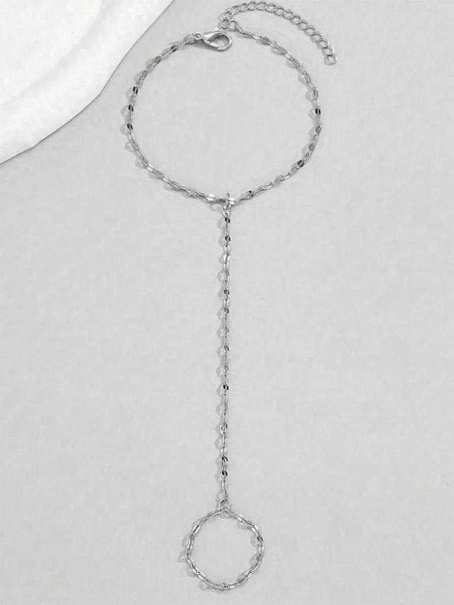 Gold Lip Chain Knuckle Bracelet