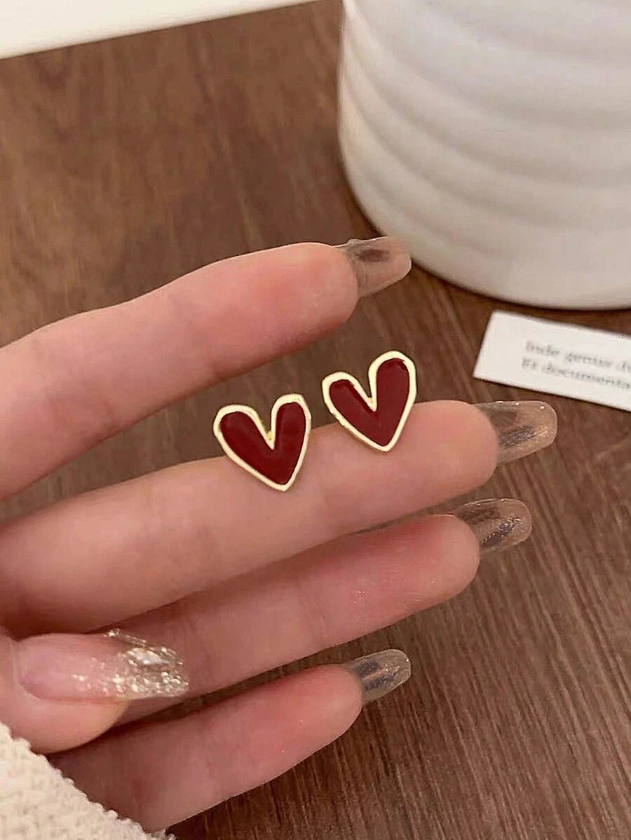 Vintage Oil-Drip Heart Stud Earrings
