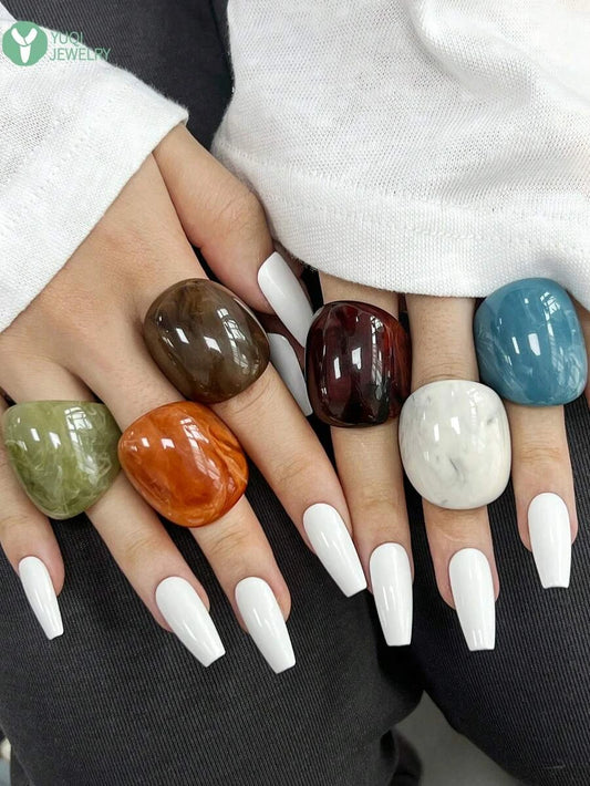 Vintage Geometric Resin Wide Ring