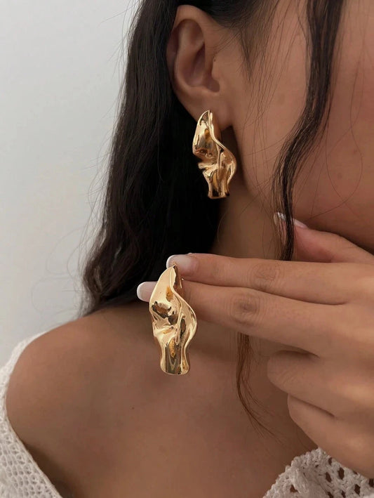 Vintage Asymmetrical Leaf Drop Earrings