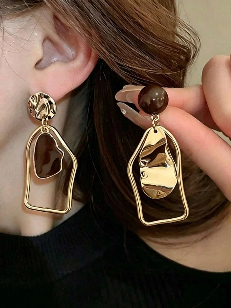 Vintage Gold Asymmetrical Geometric Dangle Earrings
