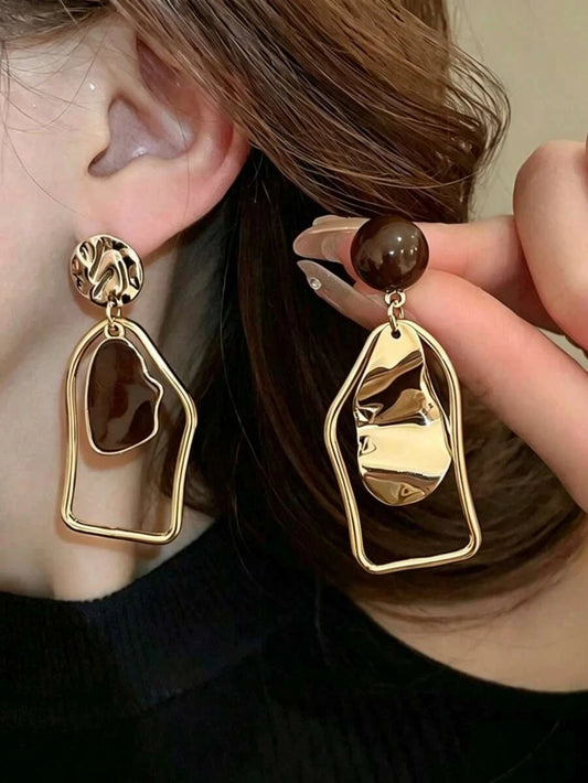 Vintage Gold Asymmetrical Geometric Dangle Earrings