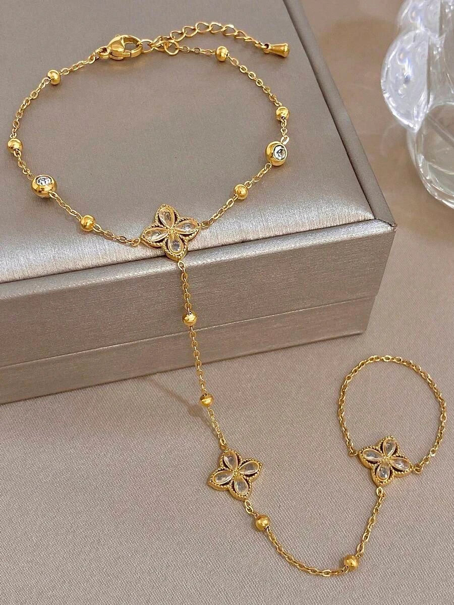 Four Leaf Clover Zirconia Finger Bracelet