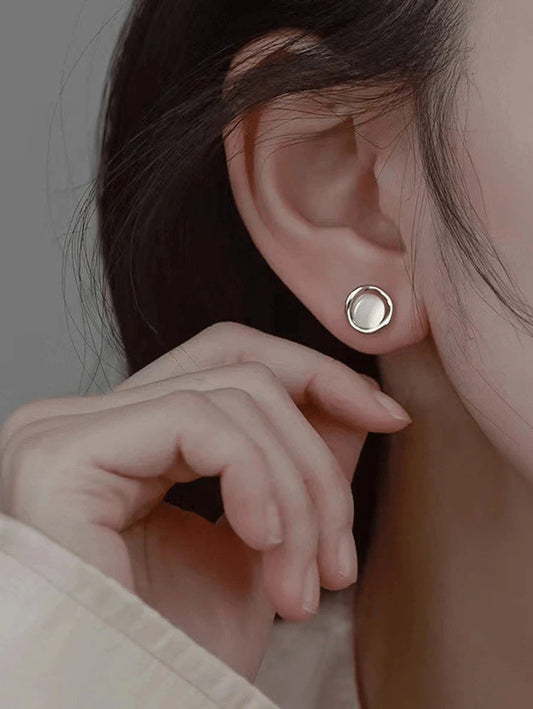 Vintage Silver Cat Eye Oval Stud Earrings